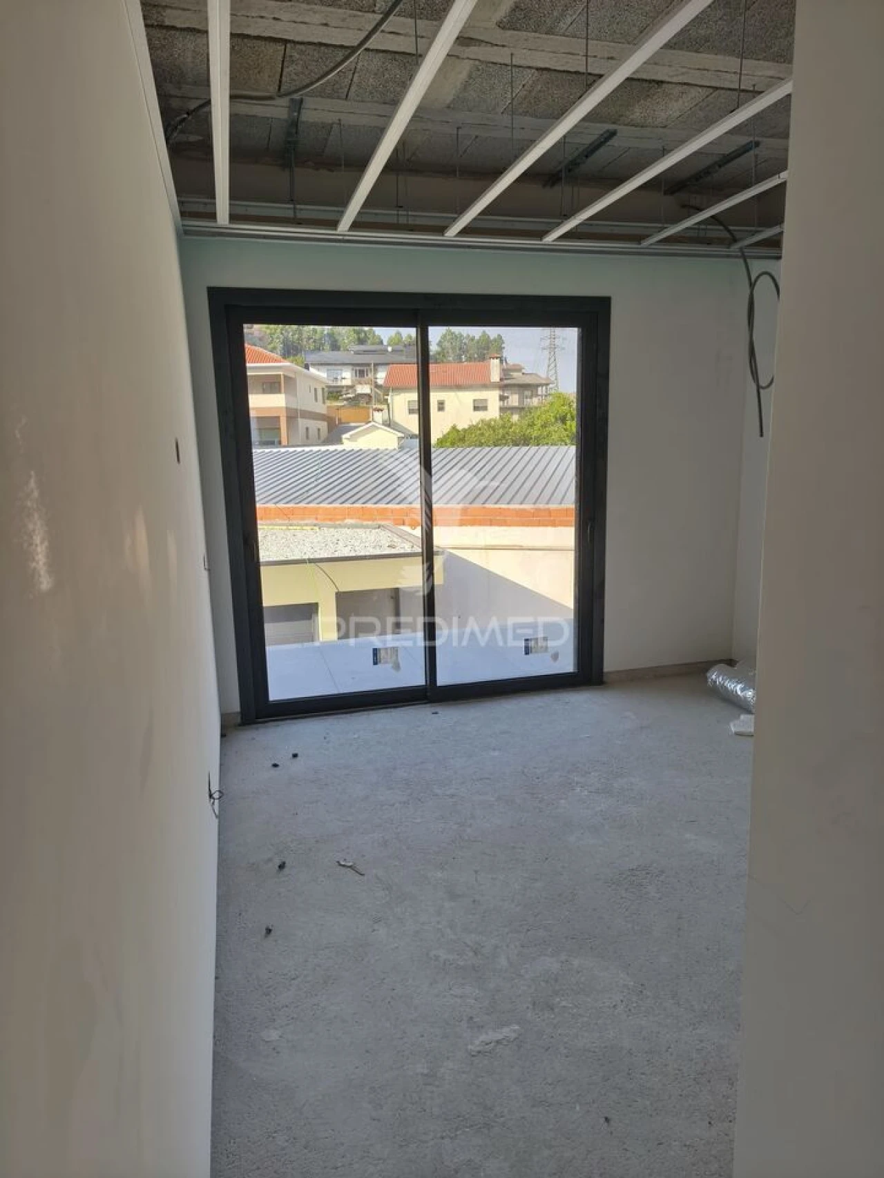 Moradia T3 para Venda em Oliveira (Santa Maria) Foto 18