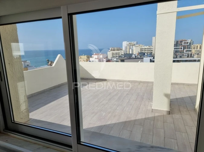 Apartamento T3 para Venda em Portimão Foto 6