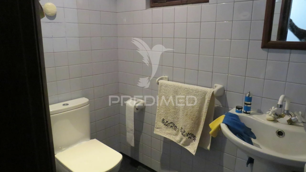 Moradia T4 para Venda em Funchal (Se) Foto 6