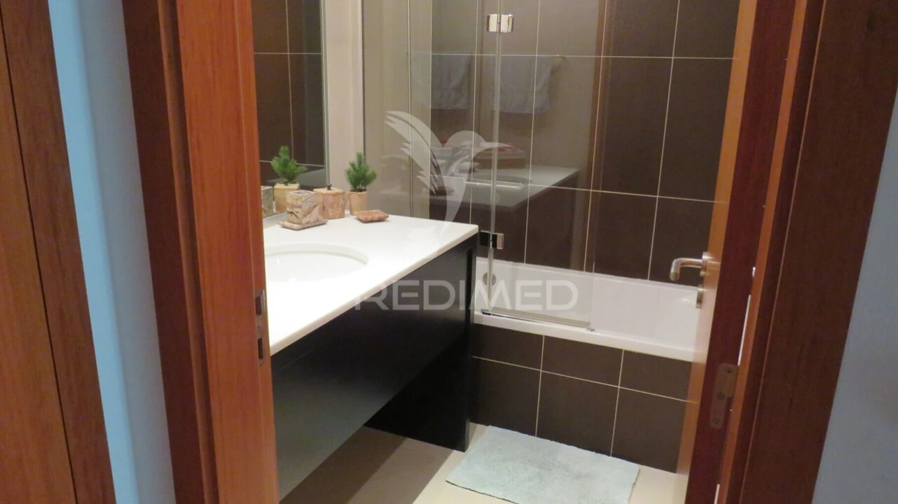Apartamento T3 para Venda em São Martinho Foto 11