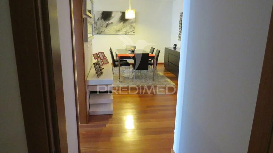 Apartamento T3 para Venda em São Martinho Foto 4
