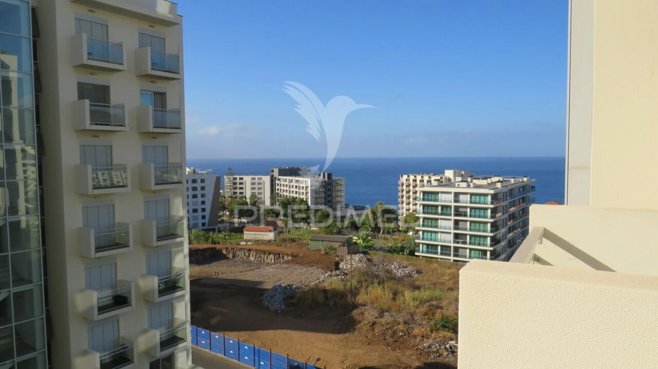Apartamento T3 para Venda em São Martinho Foto 30