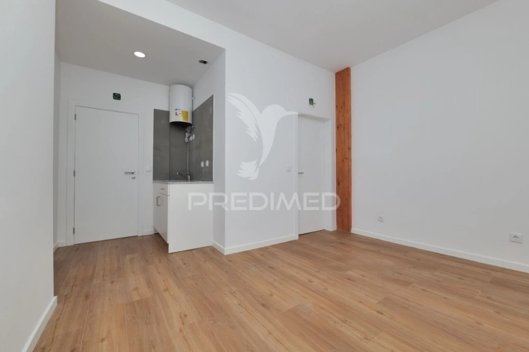 Prédio para Venda em Sé Nova, Santa Cruz, Almedina e São Bartolomeu Foto 17