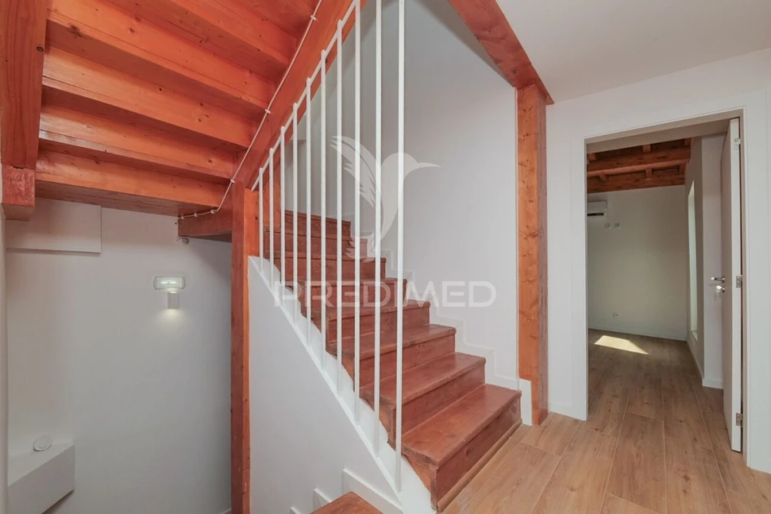 Prédio para Venda em Sé Nova, Santa Cruz, Almedina e São Bartolomeu Foto 27