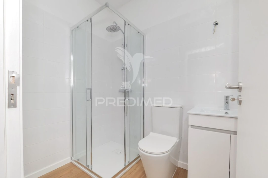 Prédio para Venda em Sé Nova, Santa Cruz, Almedina e São Bartolomeu Foto 14