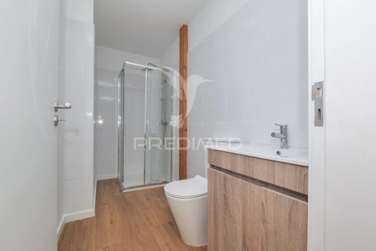 Prédio para Venda em Sé Nova, Santa Cruz, Almedina e São Bartolomeu Foto 18