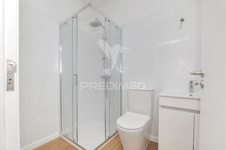 Prédio para Venda em Sé Nova, Santa Cruz, Almedina e São Bartolomeu Foto 14