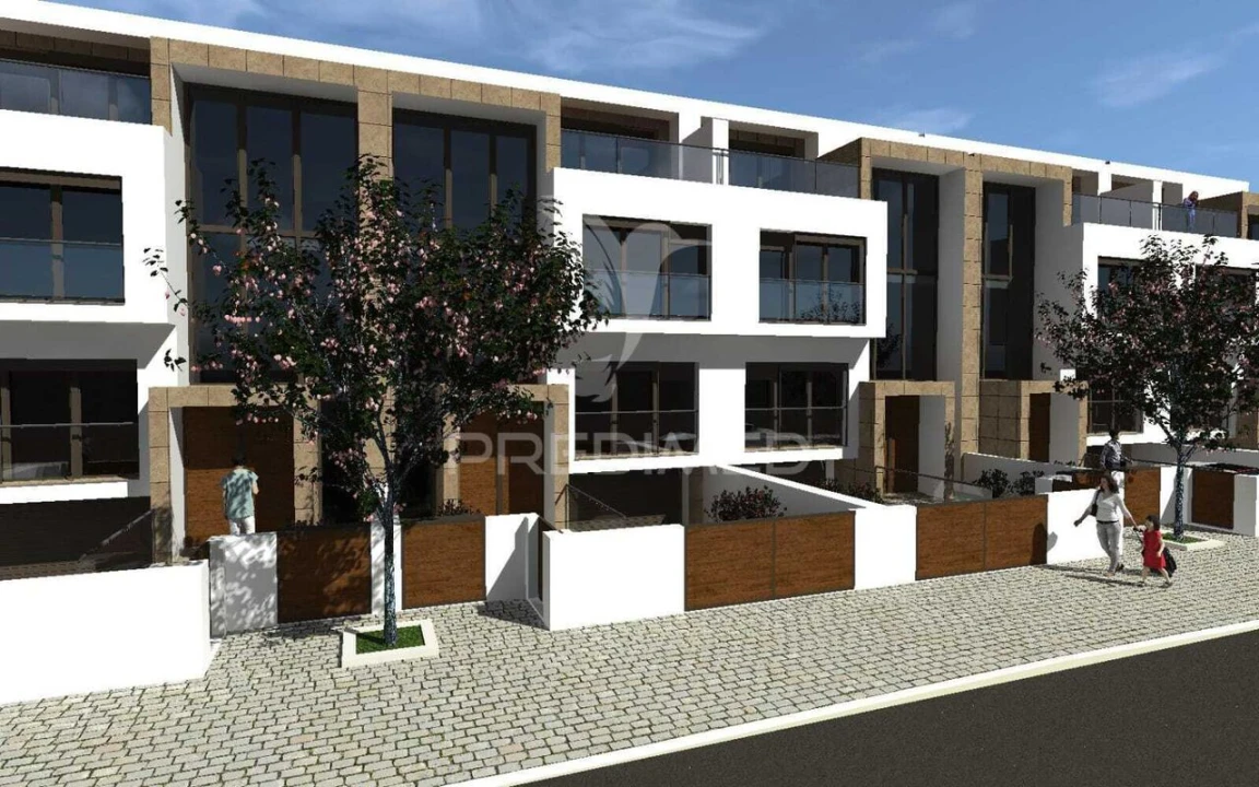 Terreno para Venda em Sarilhos Grandes Foto 5