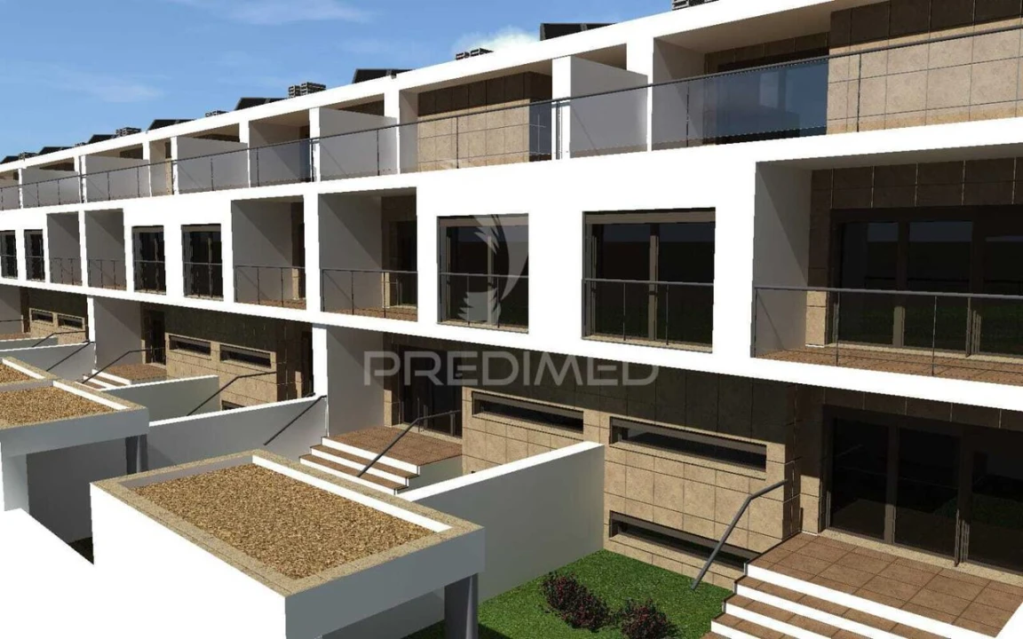 Terreno para Venda em Sarilhos Grandes Foto 9