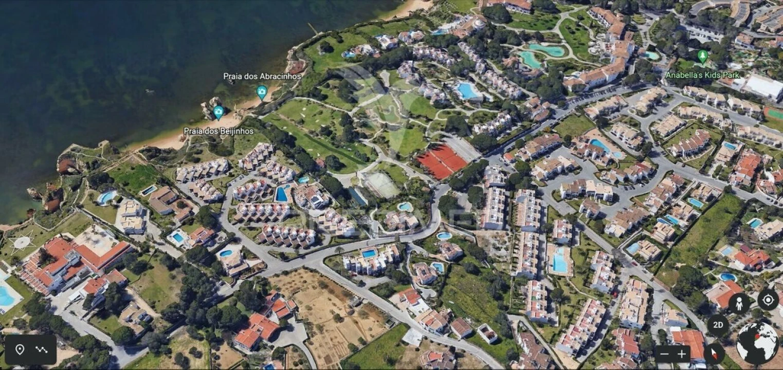 Moradia T4 para Venda em Porches Foto 21