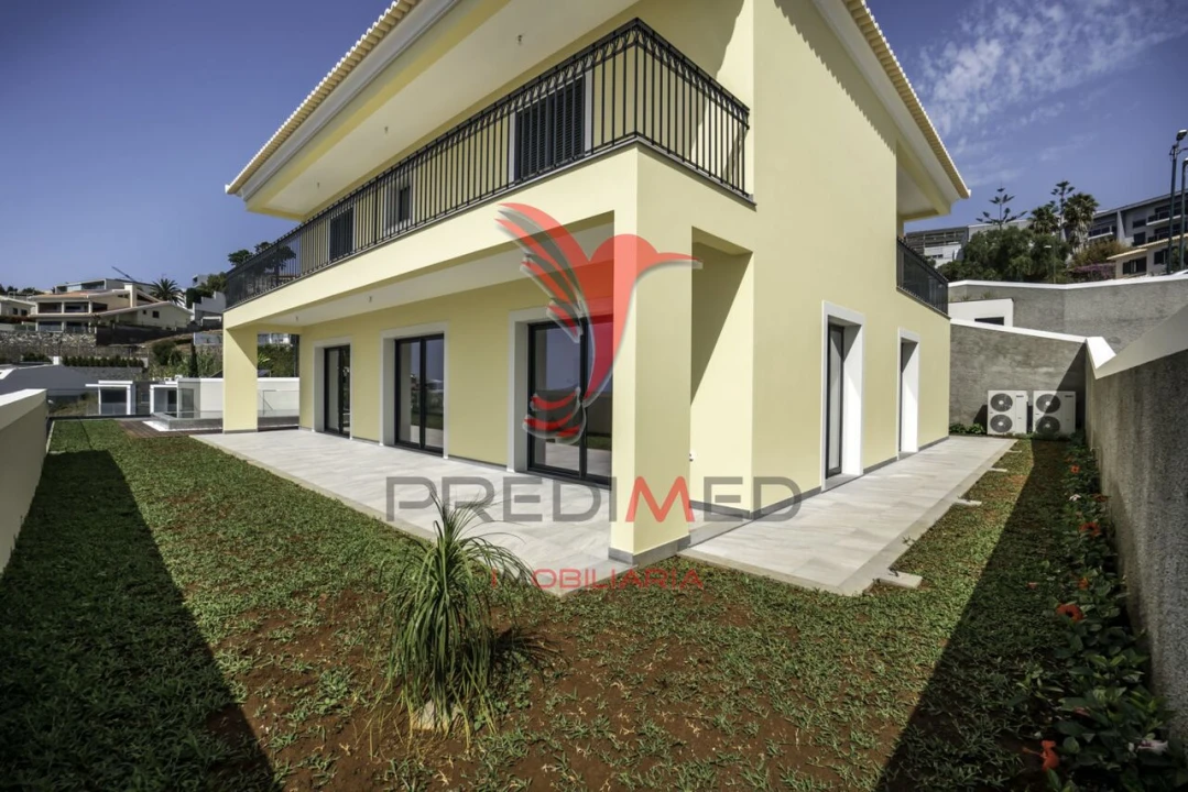 Moradia T3 para Venda em São Martinho Foto 2