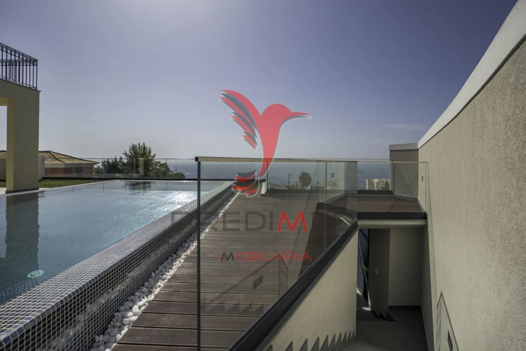 Moradia T3 para Venda em São Martinho Foto 5