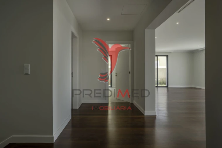 Moradia T3 para Venda em São Martinho Foto 12