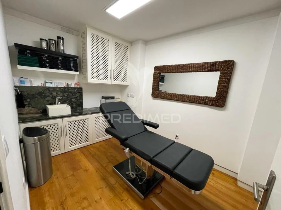 Loja para Venda em Santa Maria da Devesa Foto 7