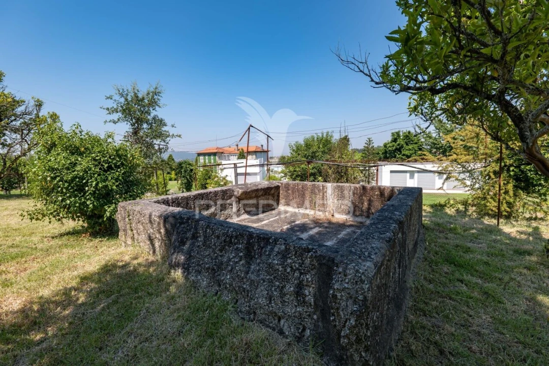 Quinta T4 para Venda em Urgezes Foto 23