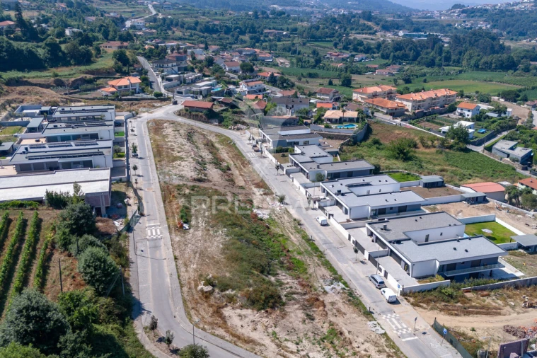 Quinta T4 para Venda em Urgezes Foto 32