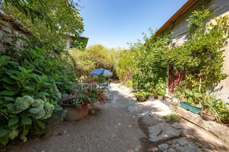 Quinta T4 para Venda em Urgezes Foto 19