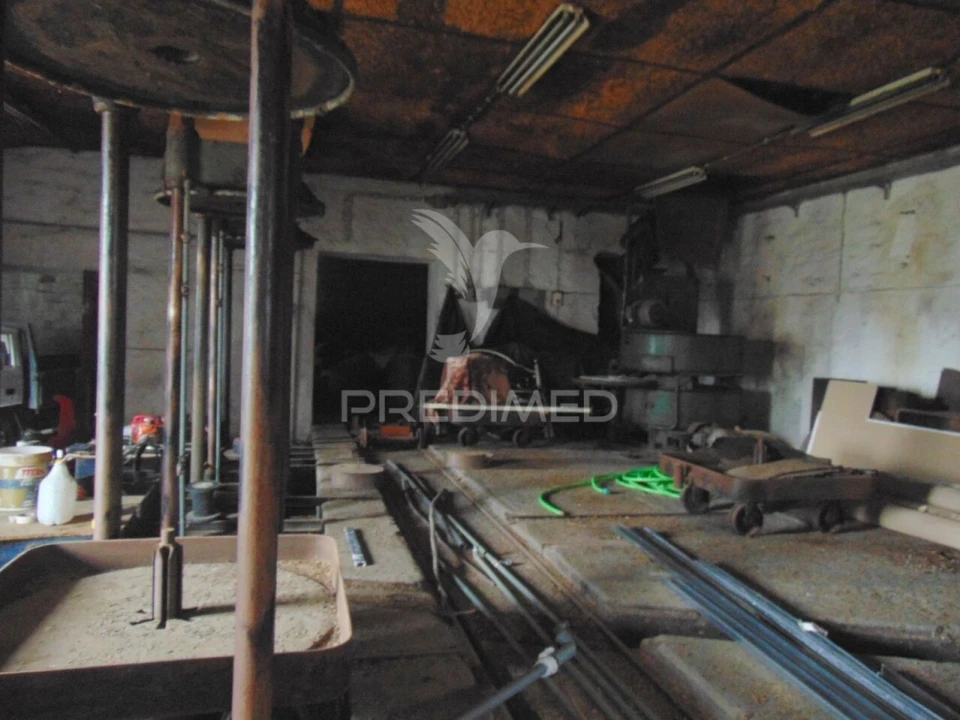 Garagem para Venda em Abaças Foto 35