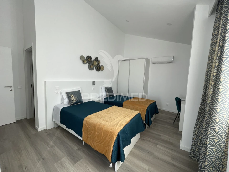 Moradia T6 para Venda em Madalena Foto 27