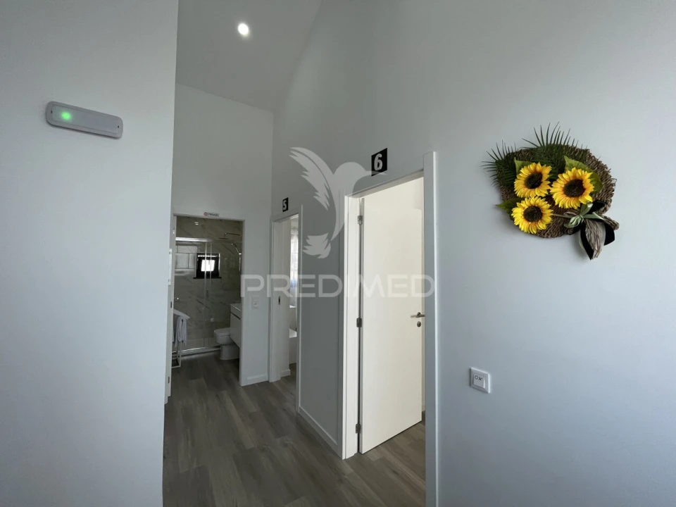 Moradia T6 para Venda em Madalena Foto 23