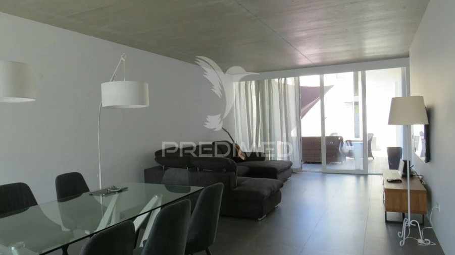 Moradia T4 para Venda em Camara de Lobos Foto 3