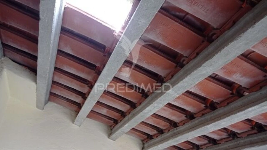 Moradia T1 para Venda em Couço Foto 7