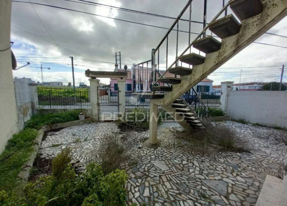 Moradia T3 para Venda em Alcochete Foto 2