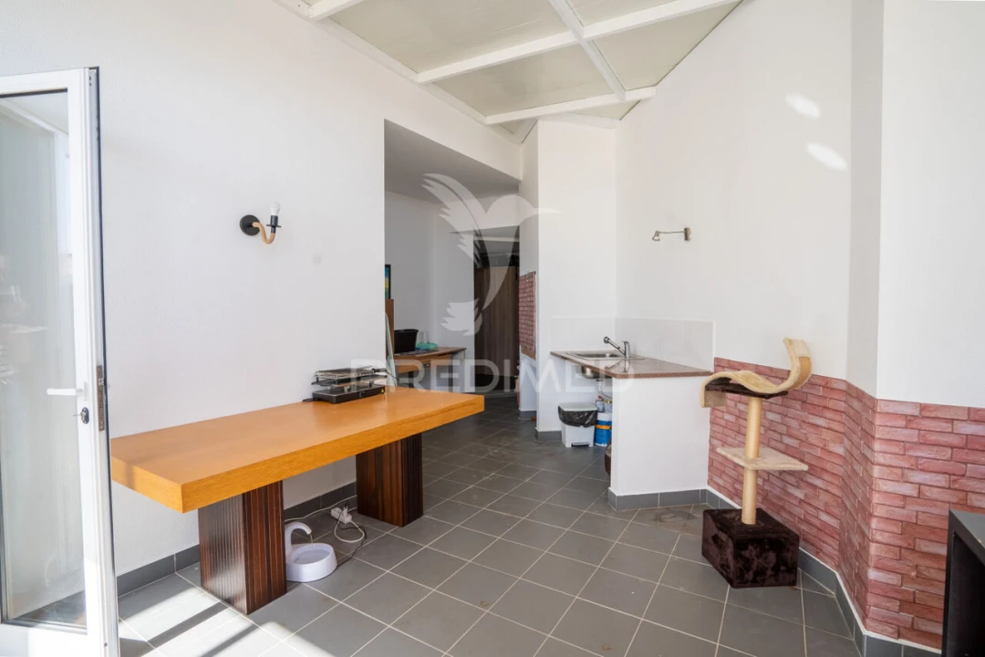 Apartamento T2 para Venda em Caniço Foto 18