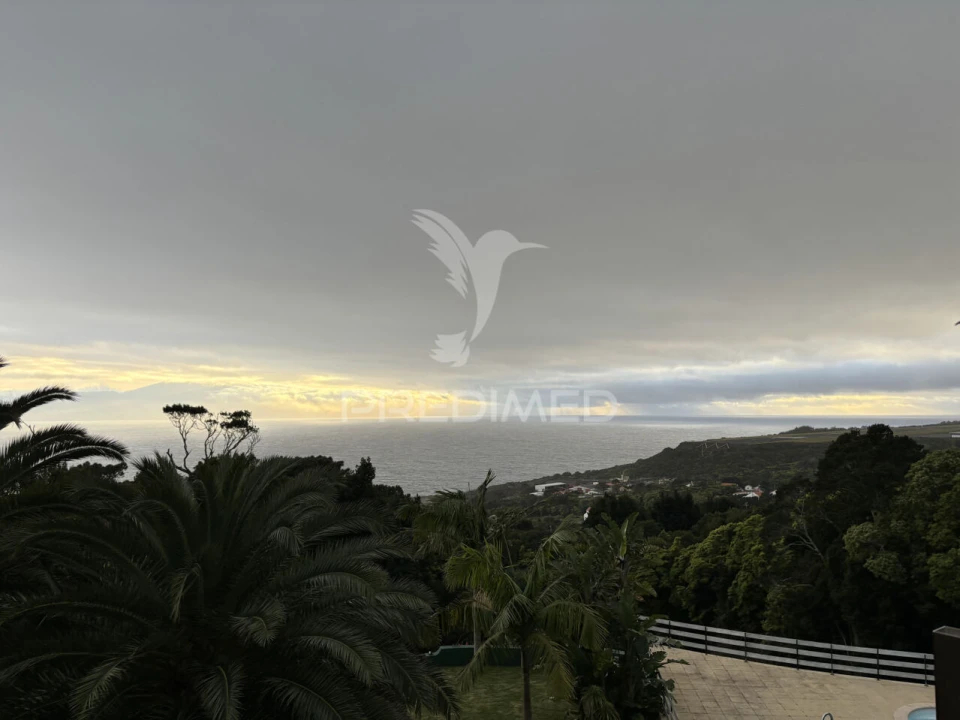 Moradia T4 para Venda em Urzelina (São Mateus) Foto 36