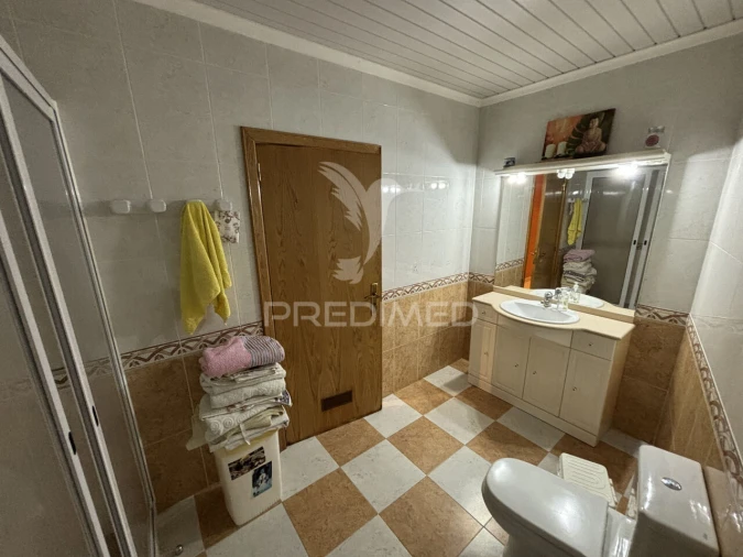 Moradia T4 para Venda em Urzelina (São Mateus) Foto 24