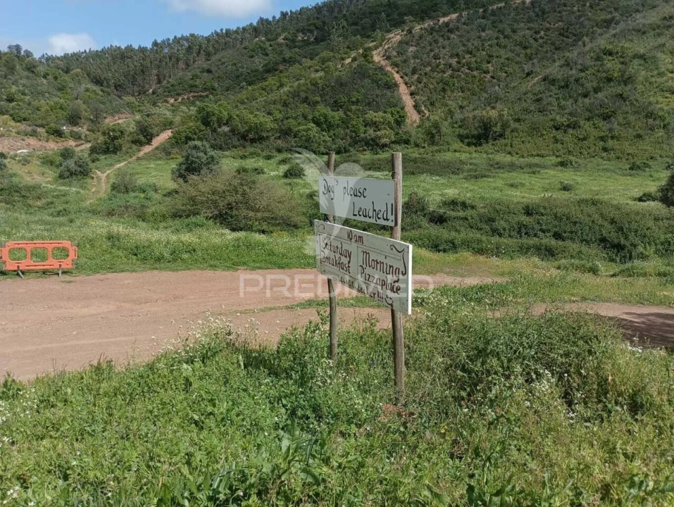 Moradia T0 para Venda em Marmelete Foto 4