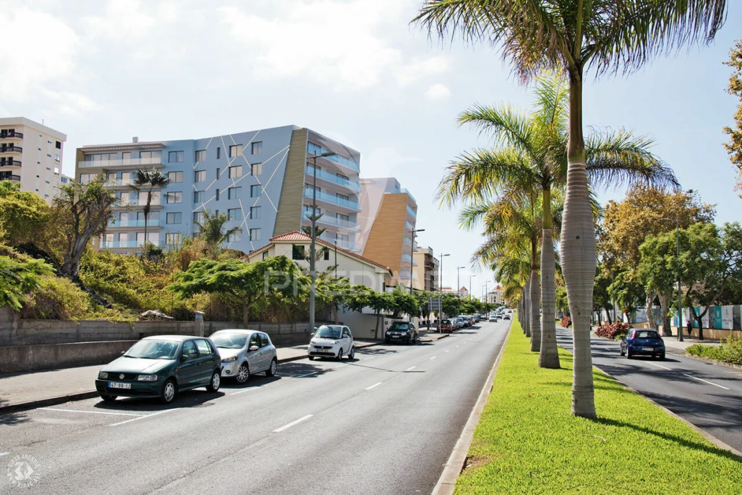 Apartamento T5 para Venda em São Martinho Foto 11