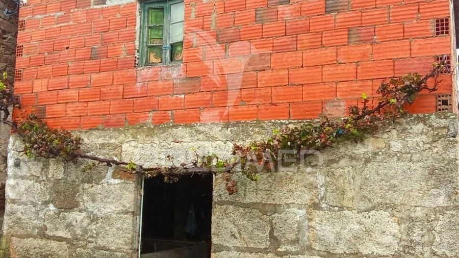 Moradia T1 para Venda em Cortiços