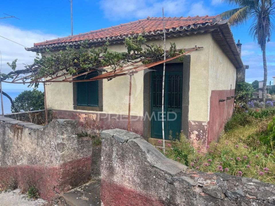 Moradia T3 para Venda em Prazeres Foto 6