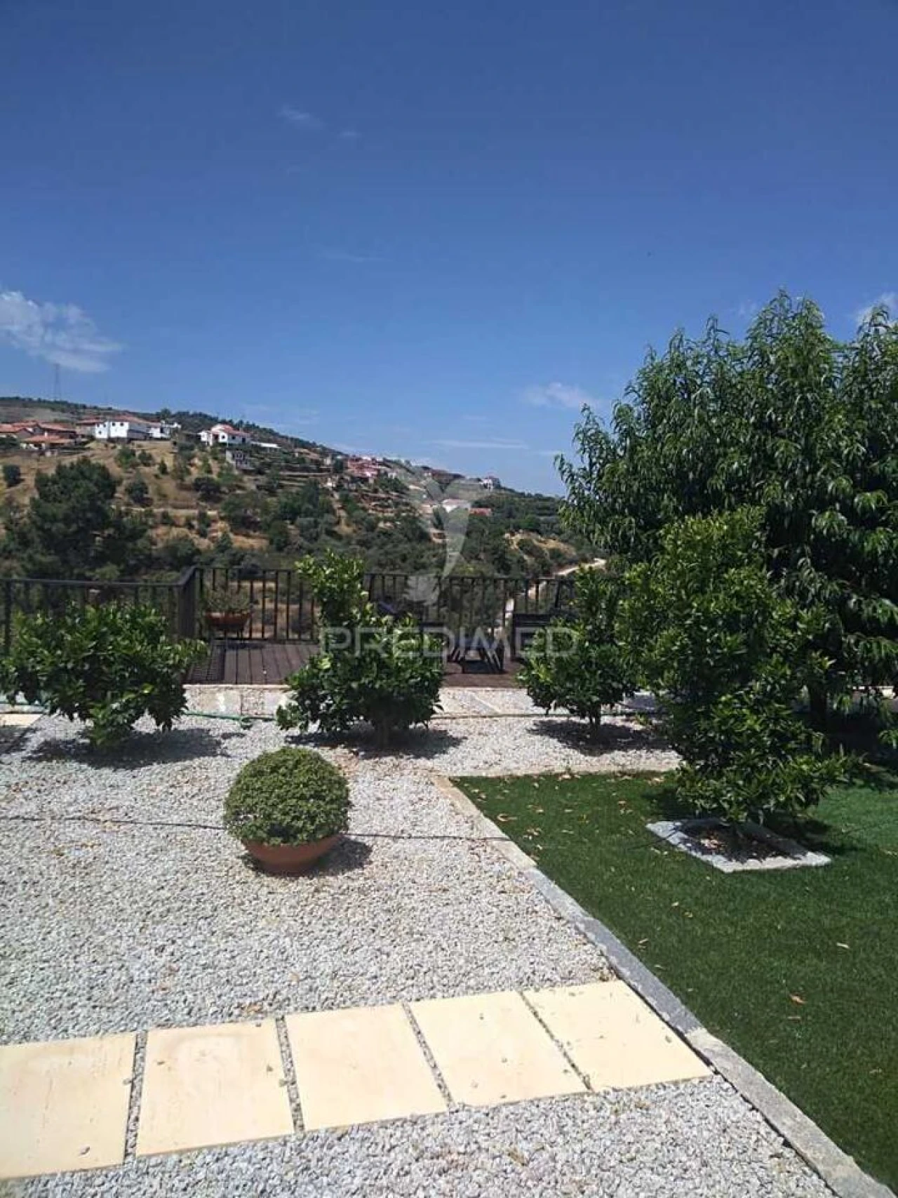 Quinta T3 para Venda em Adorigo Foto 2