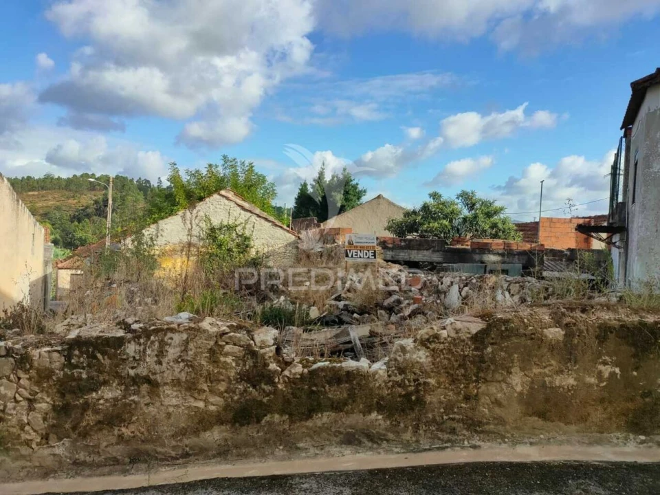 Moradia T0 para Venda em Amiais de Baixo Foto 5