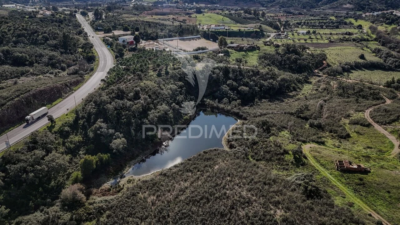 Moradia T0 para Venda em São Marcos da Serra Foto 5
