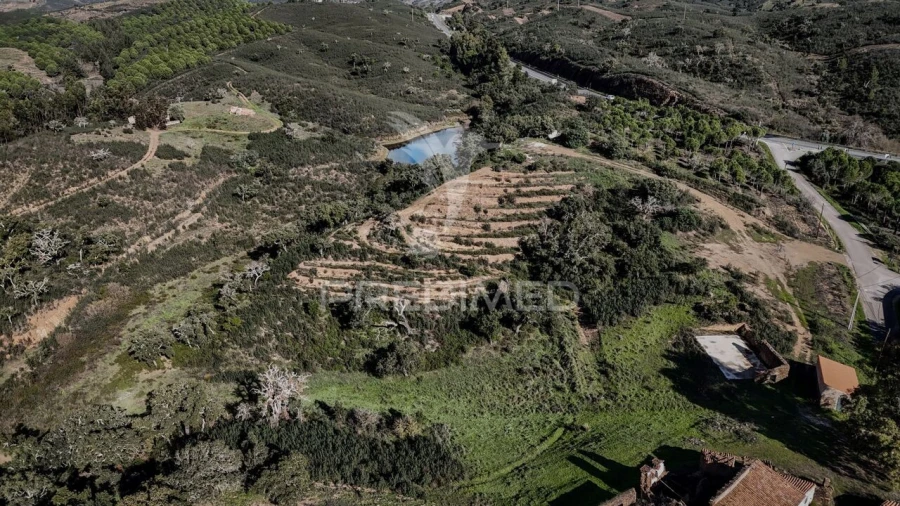 Moradia T0 para Venda em São Marcos da Serra Foto 8