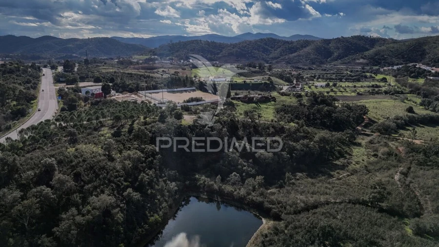 Moradia T0 para Venda em São Marcos da Serra Foto 4