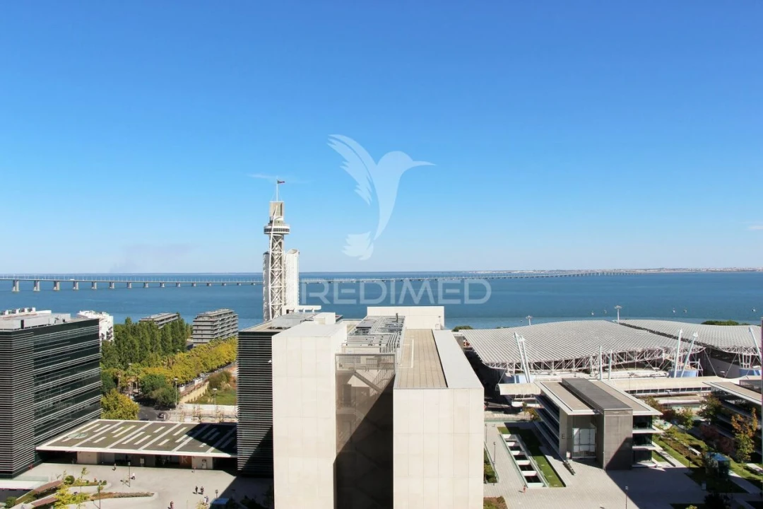 Apartamento T2 para Venda em Parque das Nações Foto 7