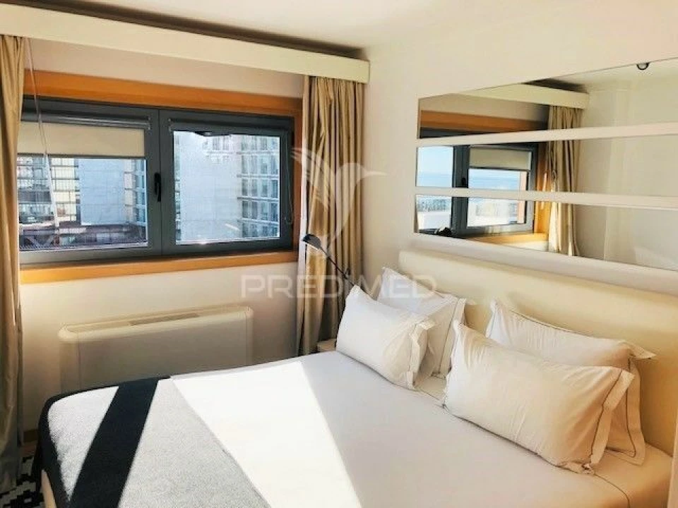 Apartamento T2 para Venda em Parque das Nações Foto 16