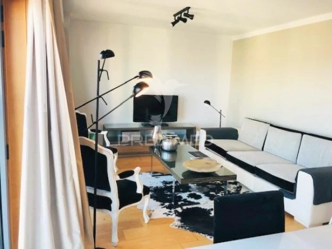 Apartamento T2 para Venda em Parque das Nações Foto 5