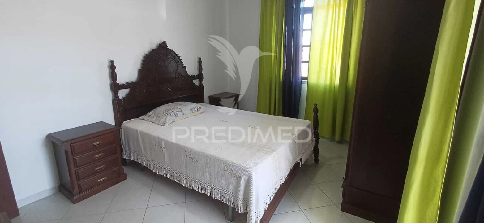 Moradia T3 para Venda em São Bartolomeu de Messines Foto 26