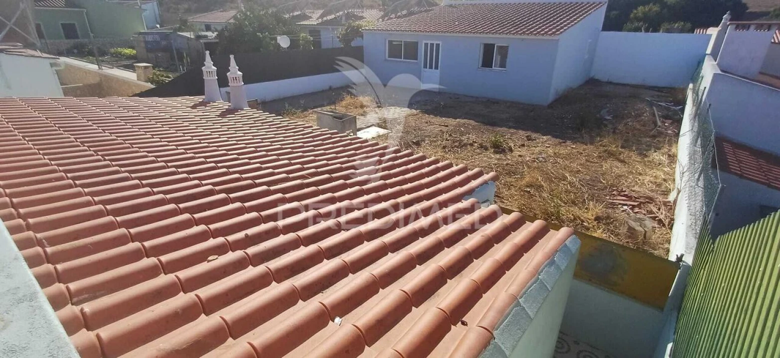 Moradia T3 para Venda em São Bartolomeu de Messines Foto 8