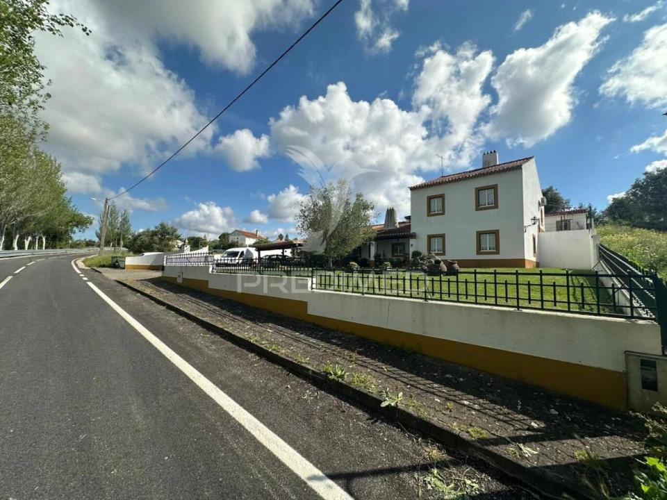 Moradia T3 para Venda em Abitureiras Foto 30