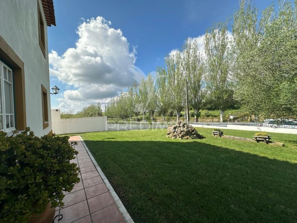 Moradia T3 para Venda em Abitureiras Foto 21