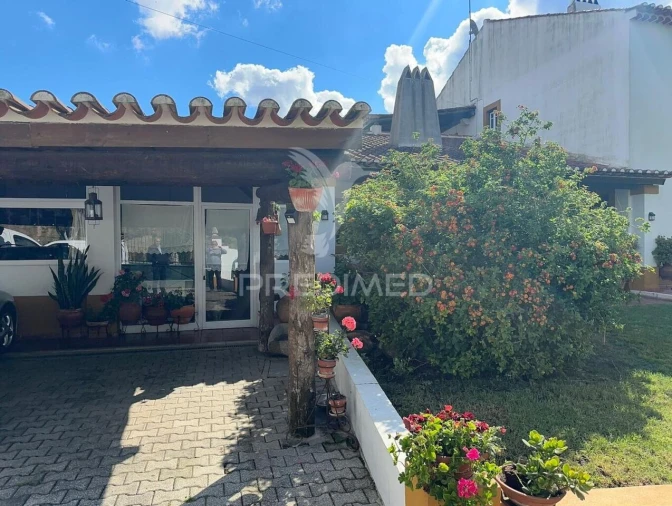 Moradia T3 para Venda em Abitureiras Foto 24