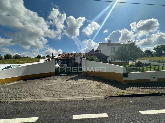 Moradia T3 para Venda em Abitureiras Foto 31