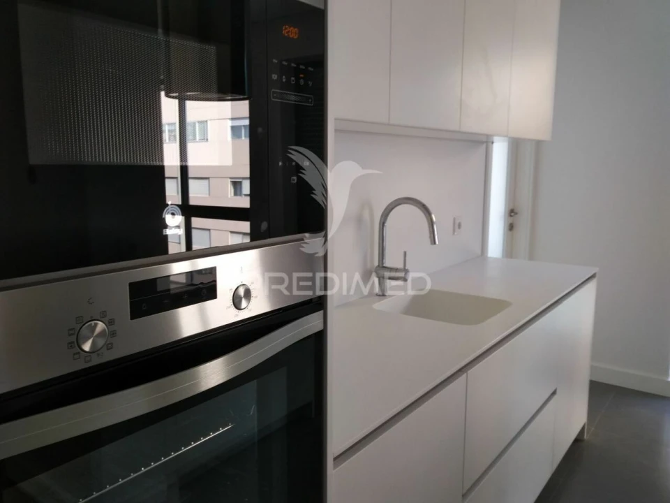 Apartamento T4 para Venda em Cedofeita, Santo Ildefonso, Sé, Miragaia, São Nicolau e Vitória Foto 7