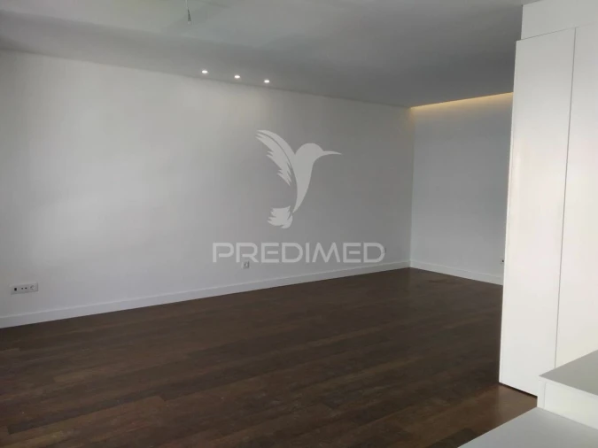 Apartamento T4 para Venda em Cedofeita, Santo Ildefonso, Sé, Miragaia, São Nicolau e Vitória Foto 15
